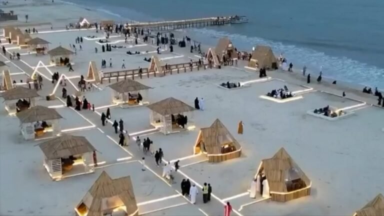 Oman travel guide/10 places to visit in Oman (top things to do)