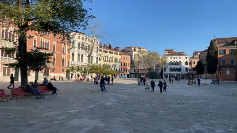 Live Walking in San Polo, the Venetian district of Art and Cicchetti!